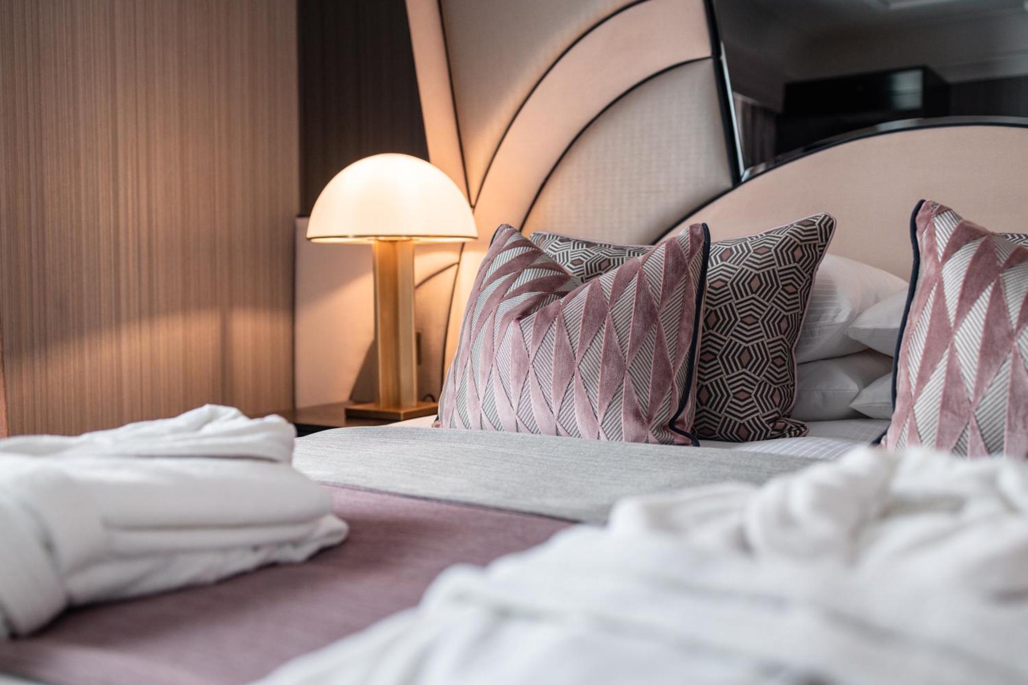 No.4 Carlton Hotel Southampton Luaran gambar